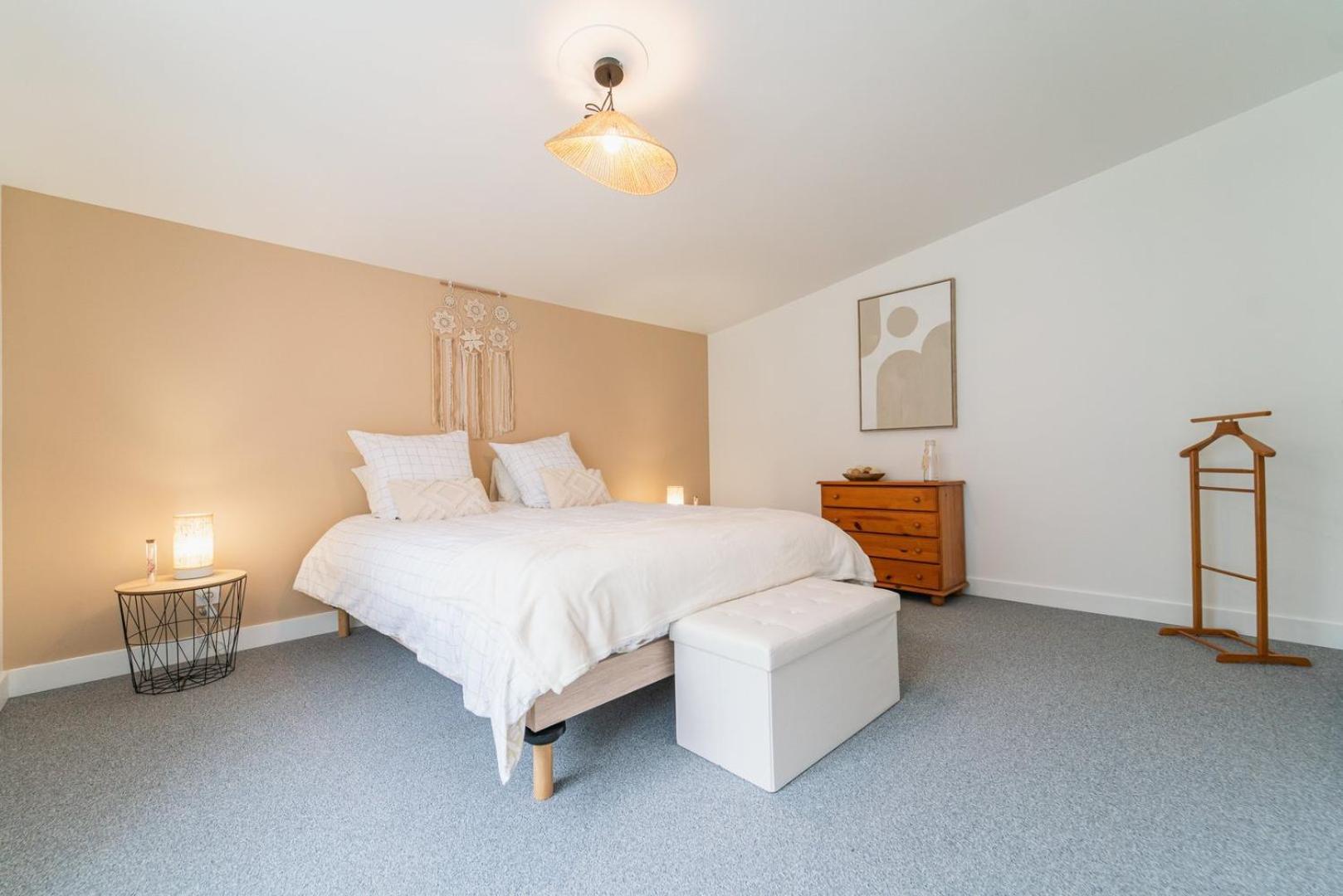 Apartment Le Gue Sourdeau: 150m² 5 Min From Futuroscope Chasseneuil-du-Poitou