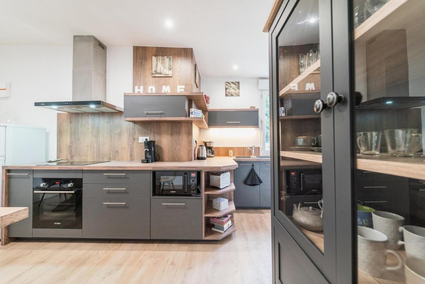 Le Gue Sourdeau: 150m² 5 Min From Futuroscope Apartment